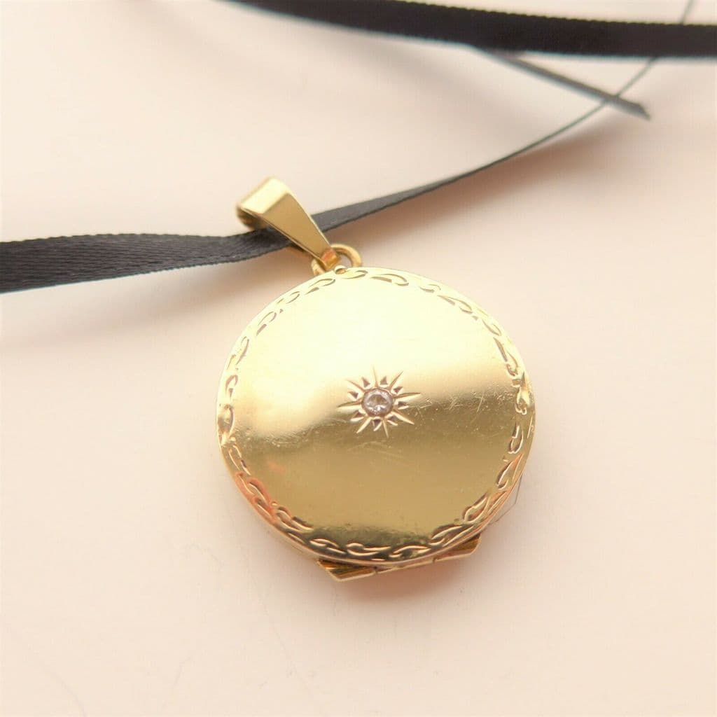SOLD Vintage LOCKET 9ct Solid Yellow Gold Diamond Set Locket